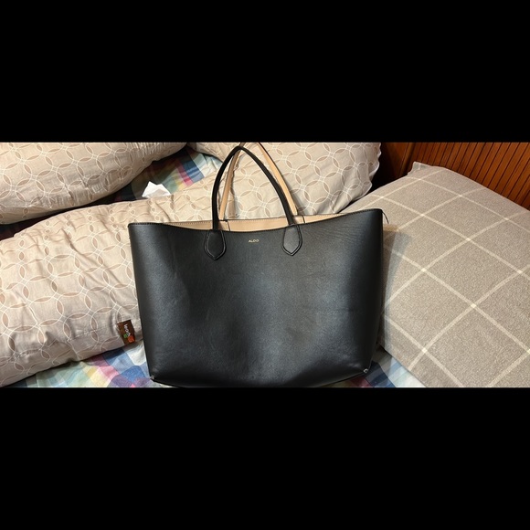 ALDO PURSE REALLY BIG LOTS OF SPACE - Picture 2 of 3